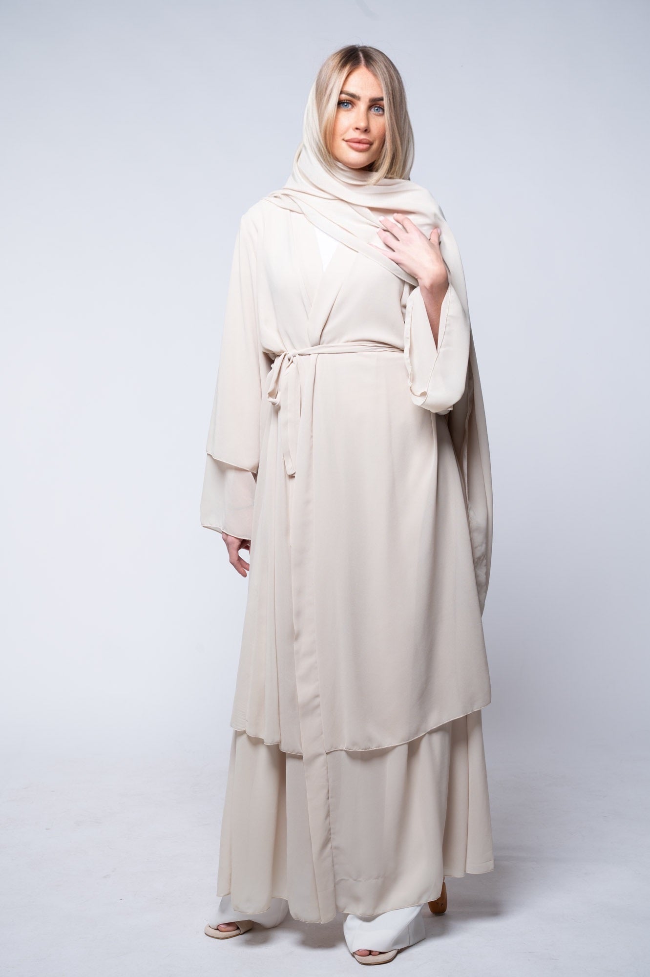 Abaya Damaskus mit Hijab