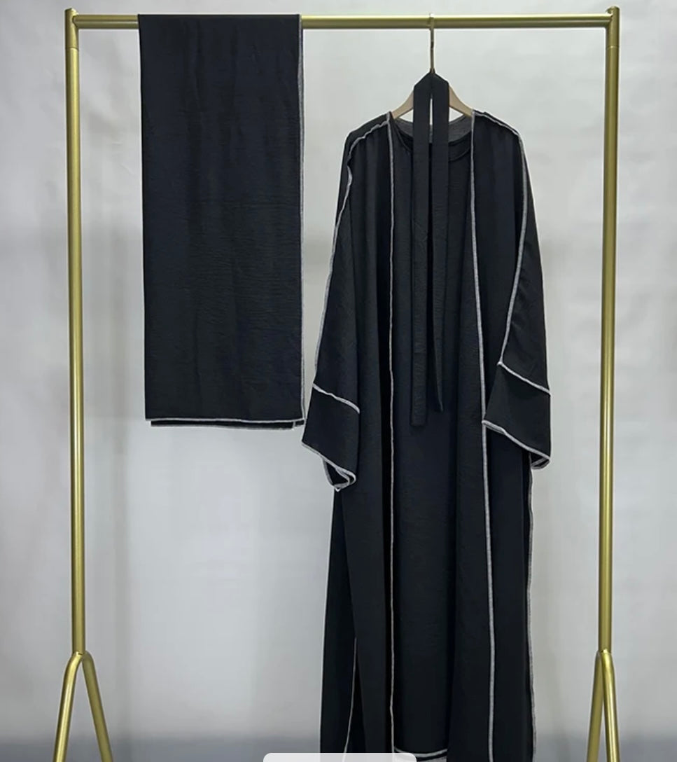 Abaya Ramadan mit Kopftuch