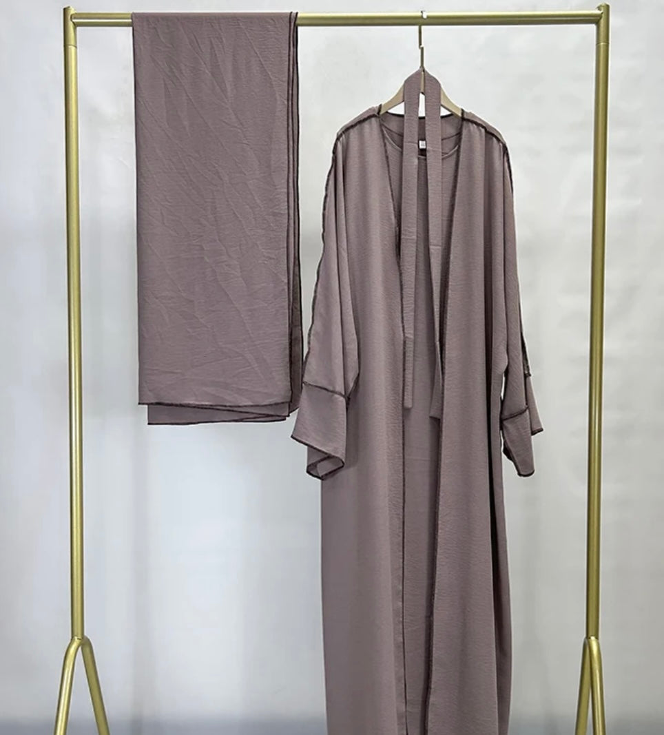 Abaya Ramadan mit Kopftuch
