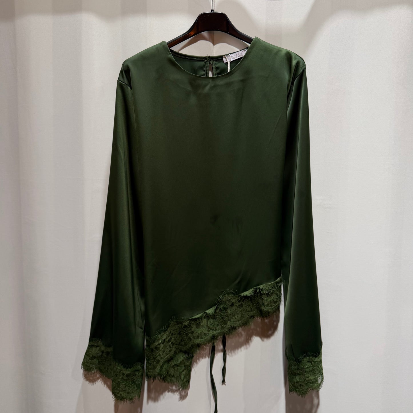 Riad top (short)