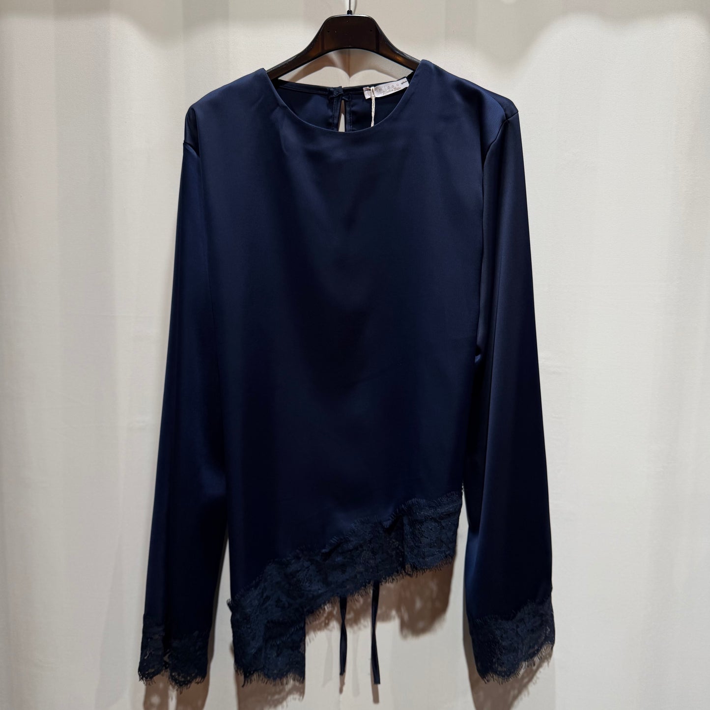 Riad top (short)