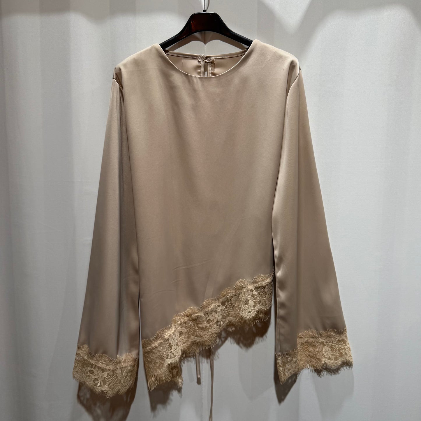 Riad top (short)